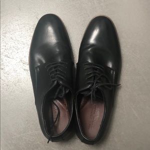 Call it spring classic shoes. size 42. US 9